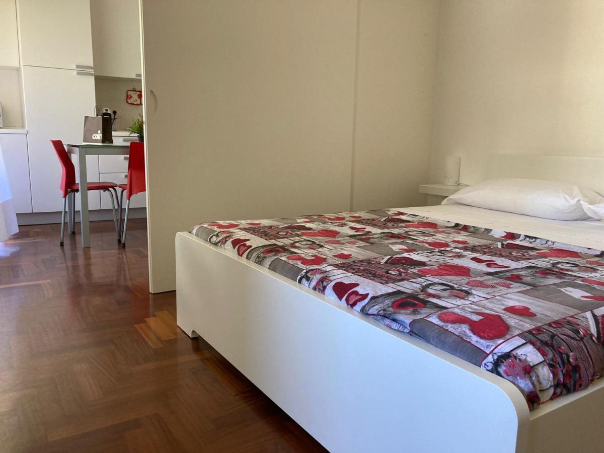 Da Sofia Apartment-Parking 卡利亚里 外观 照片