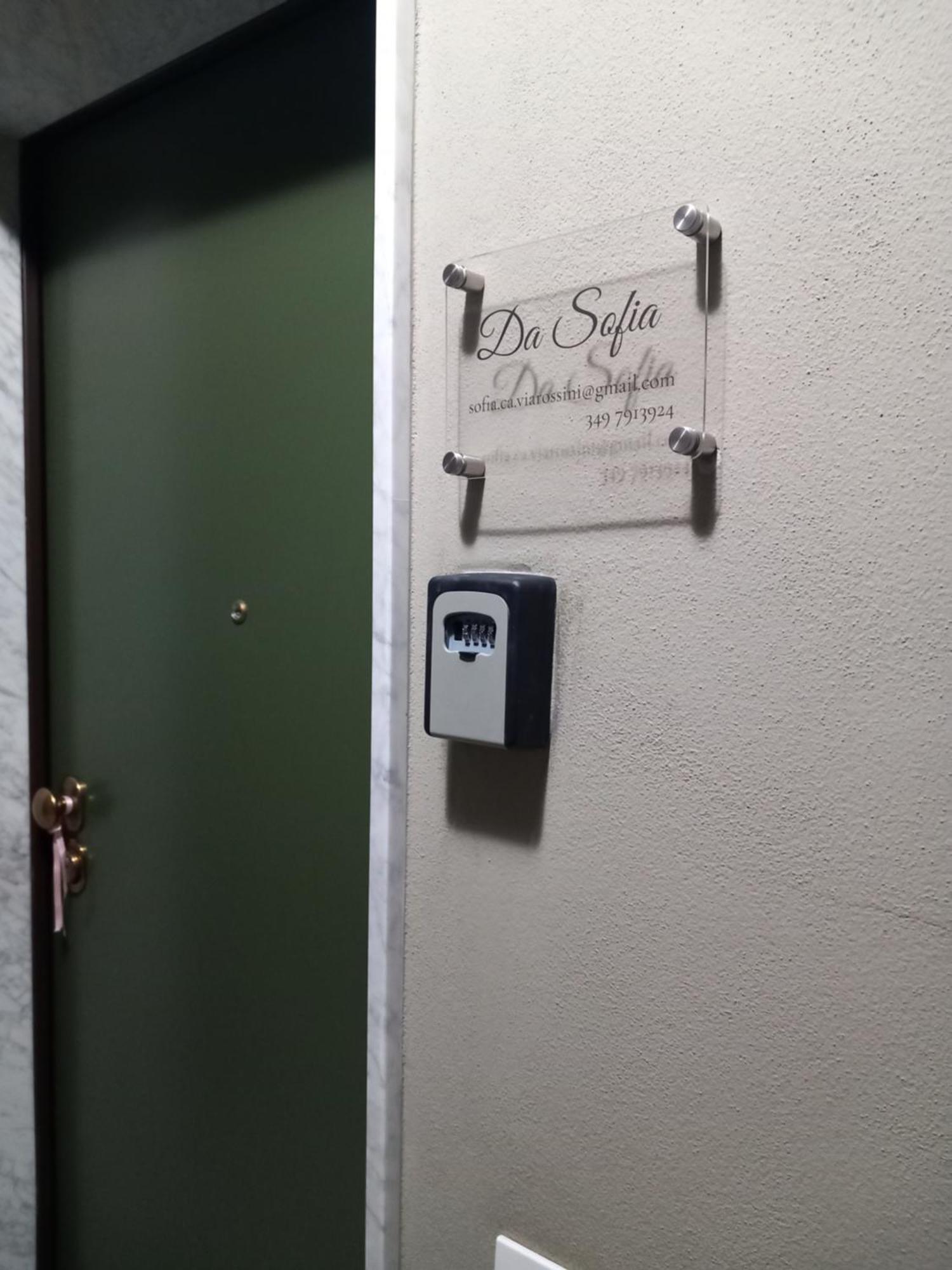 Da Sofia Apartment-Parking 卡利亚里 外观 照片